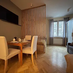 https://bonifraterska-15-studio-old-town-apartment.warsawhotelspoland.com