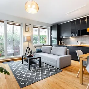 https://oregano-premium-apartment-metro-bemowo.warsawhotelspoland.com